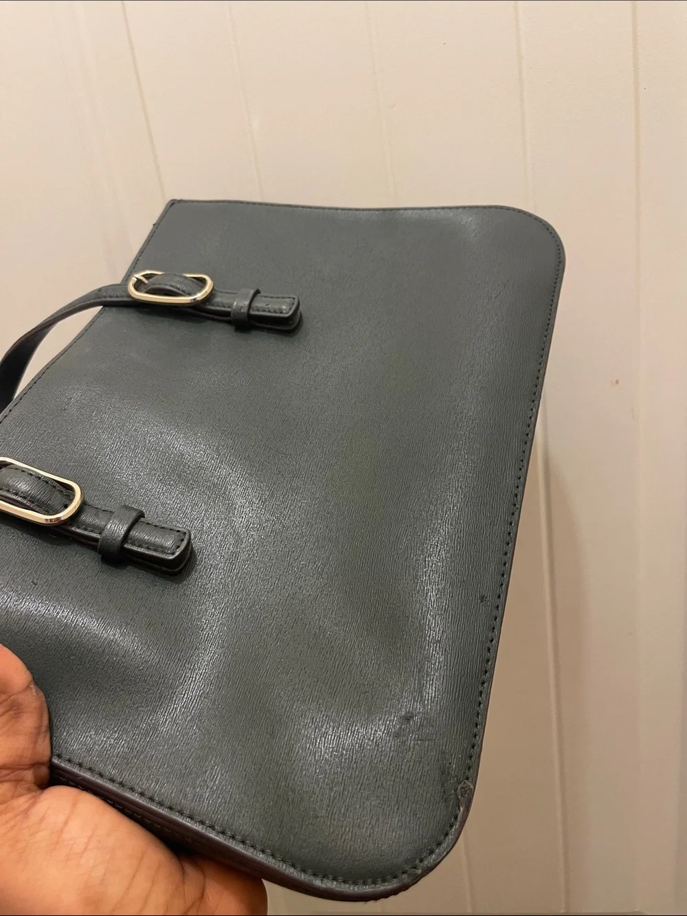 Kate Spade please check all picture of condition